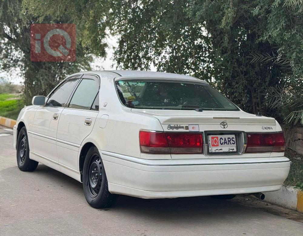 تويوتا كراون